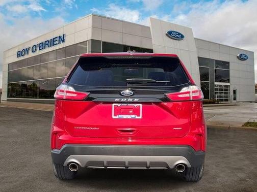 Rapid Red Metallic Tinted Clearcoat 2023 Ford Edge Titanium