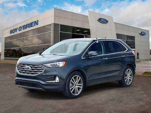 2022 Ford Edge Titanium