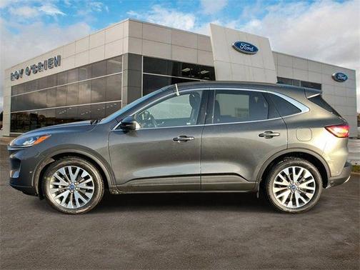 2020 Ford Escape Titanium