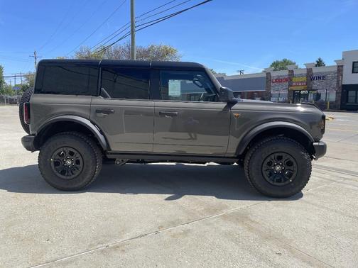 Gray 2026 Ford Bronco Badlands
