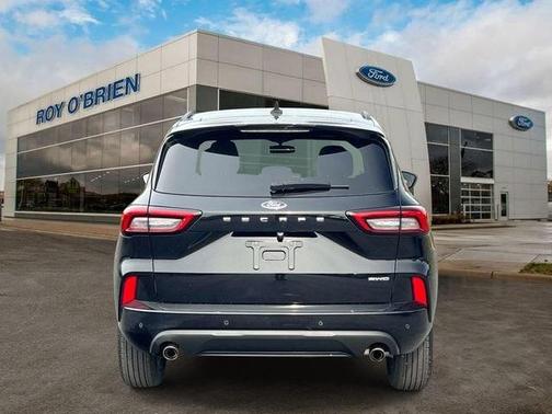 Agate Black Metallic 2024 Ford Escape ST-Line