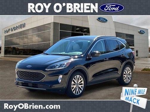 2022 Ford Escape Titanium