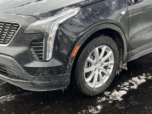 2022 Cadillac XT4 Luxury