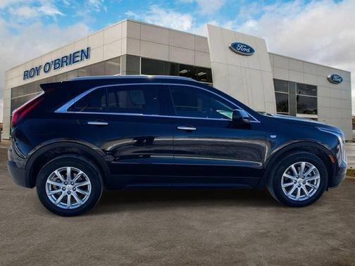 2022 Cadillac XT4 Luxury