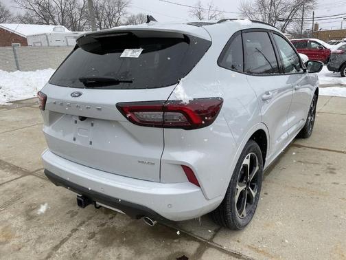 2025 Ford Escape ST-Line Elite