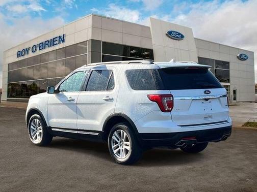 White Platinum Tri-Coat Metallic 2018 Ford Explorer XLT