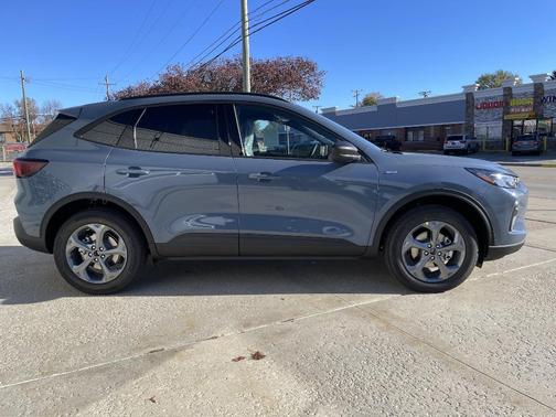 2026 Ford Escape ST-Line