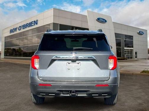 Carbonized Gray Metallic 2022 Ford Explorer XLT