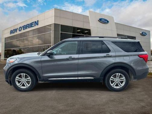 Carbonized Gray Metallic 2022 Ford Explorer XLT