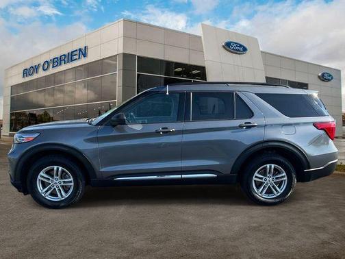 Carbonized Gray Metallic 2022 Ford Explorer XLT