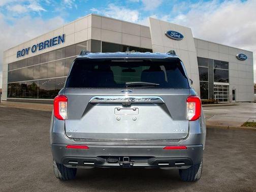 Carbonized Gray Metallic 2022 Ford Explorer XLT