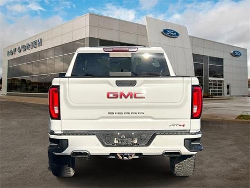 2019 GMC Sierra 1500 AT4