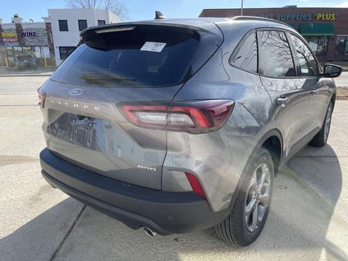 2025 Ford Escape ST-Line
