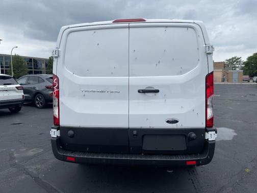 2025 Ford Transit-250