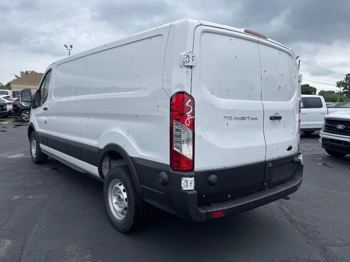 2025 Ford Transit-250