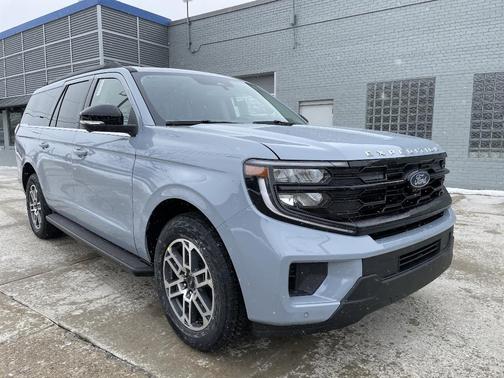 2026 Ford Expedition Max Active