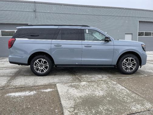 2026 Ford Expedition Max Active