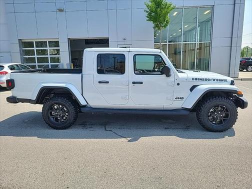 2025 Jeep Gladiator High Tide