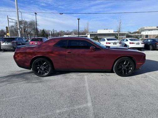 2022 Dodge Challenger SXT