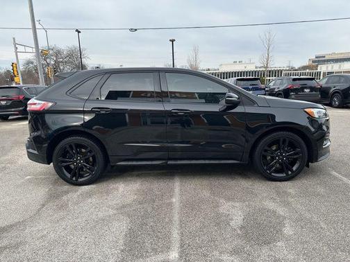 2019 Ford Edge ST