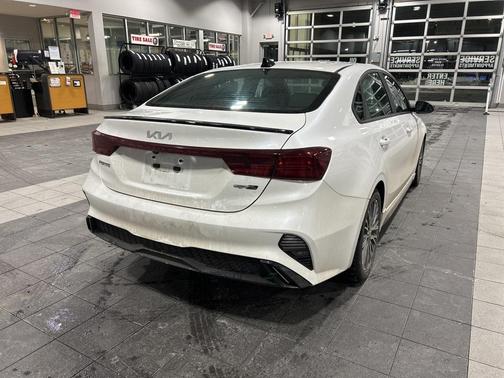2022 Kia Forte GT-Line