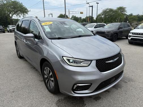 2021 Chrysler Pacifica Hybrid Touring L