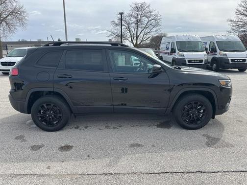 2023 Jeep Cherokee Altitude