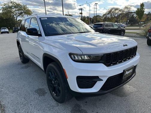 2025 Jeep Grand Cherokee Altitude