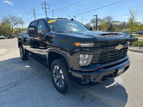 Black 2024 Chevrolet Silverado 2500 Custom