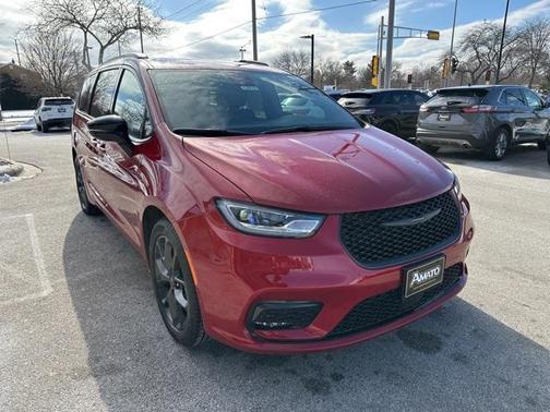 2026 Chrysler Pacifica L