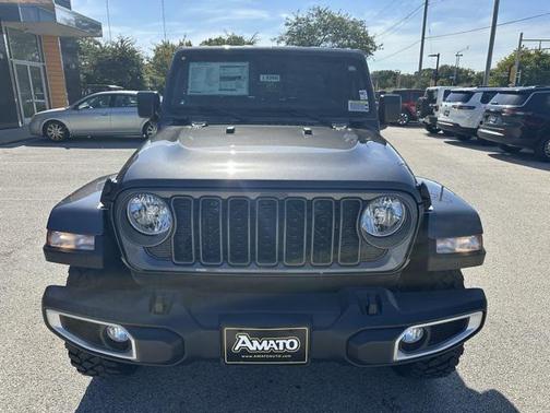 2025 Jeep Gladiator High Tide