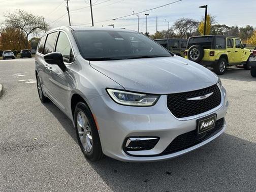 2026 Chrysler Pacifica L