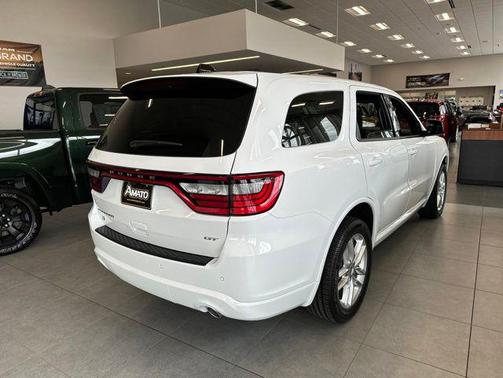 White Knuckle Clearcoat 2026 Dodge Durango GT
