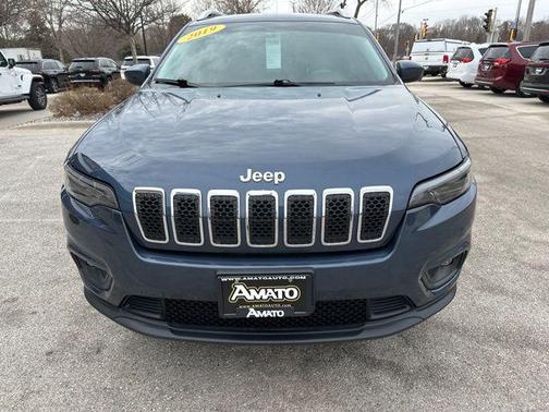 Blue Shade Pearlcoat 2019 Jeep Cherokee Latitude