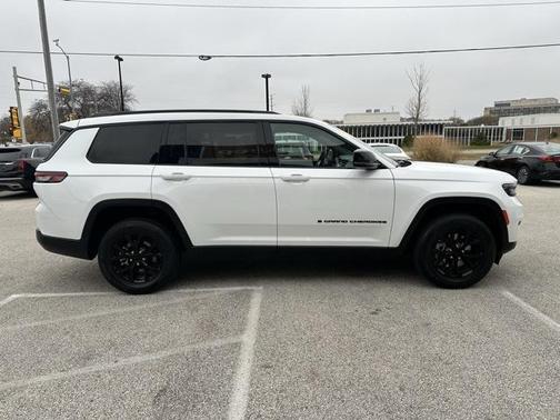 2024 Jeep Grand Cherokee L Altitude