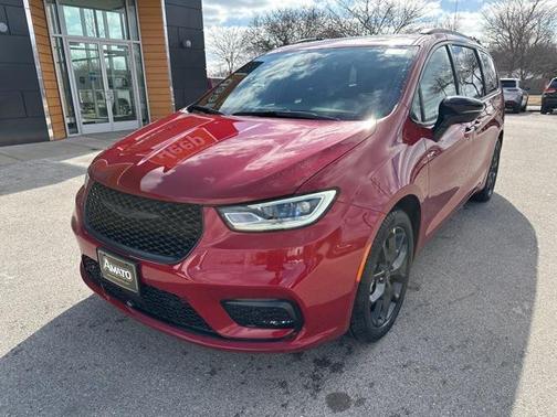 2026 Chrysler Pacifica Limited