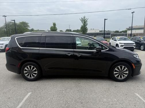 2021 Chrysler Pacifica Hybrid Touring L