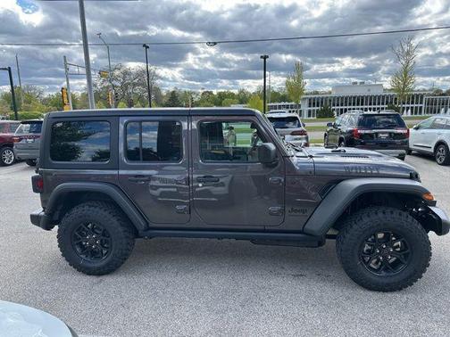Granite Crystal Metallic Clearcoat 2026 Jeep Wrangler Willys