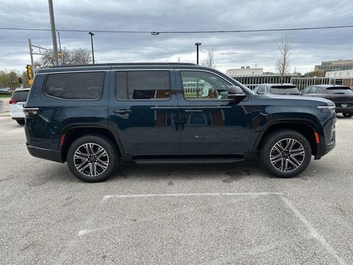 Fathom Blue Pearlcoat 2026 Jeep Grand Wagoneer