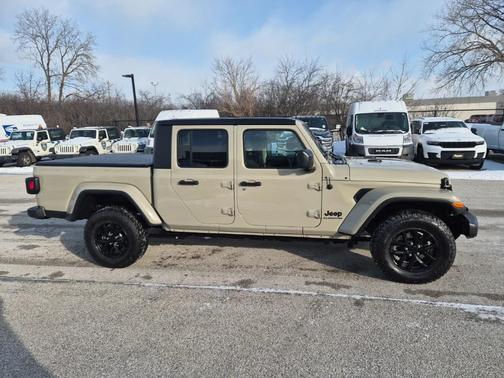 2022 Jeep Gladiator Altitude