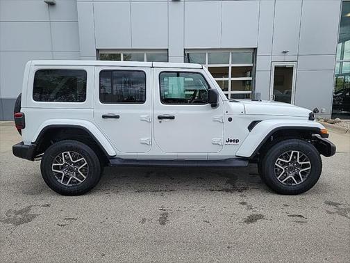 2025 Jeep Wrangler Sahara