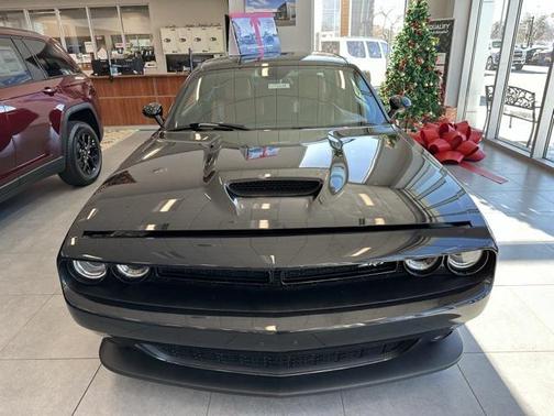 2015 Dodge Challenger SRT 392