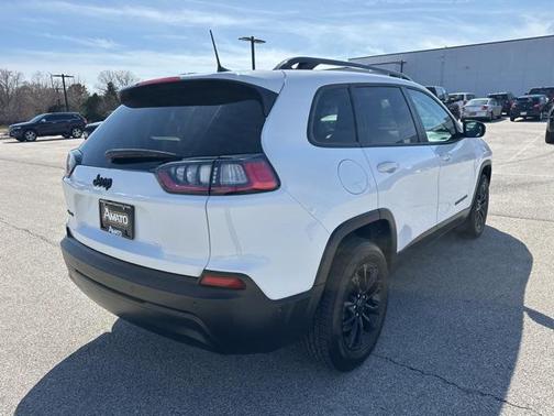 2023 Jeep Cherokee Altitude