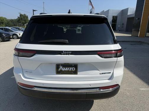 2022 Jeep Grand Cherokee Limited