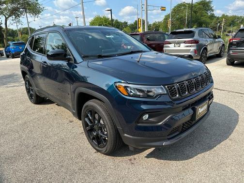 Fathom Blue Pearl Coat 2026 Jeep Compass Latitude