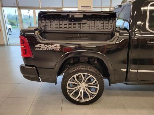 2025 RAM 1500 ST