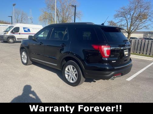 Photo 2 of 24 of 2018 Ford Explorer XLT