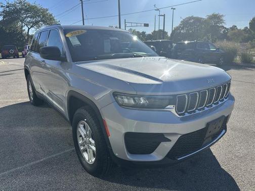 2023 Jeep Grand Cherokee Laredo