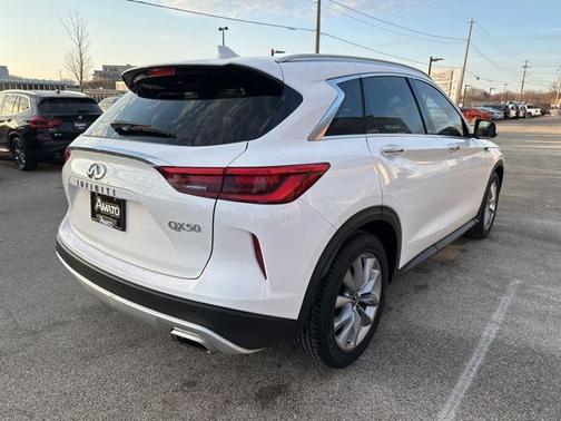 2021 INFINITI QX50 LUXE