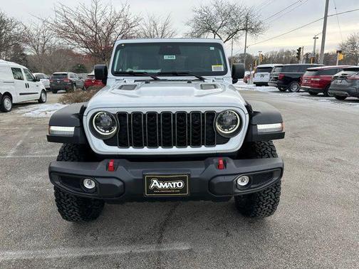 Bright White Clearcoat 2026 Jeep Wrangler Rubicon